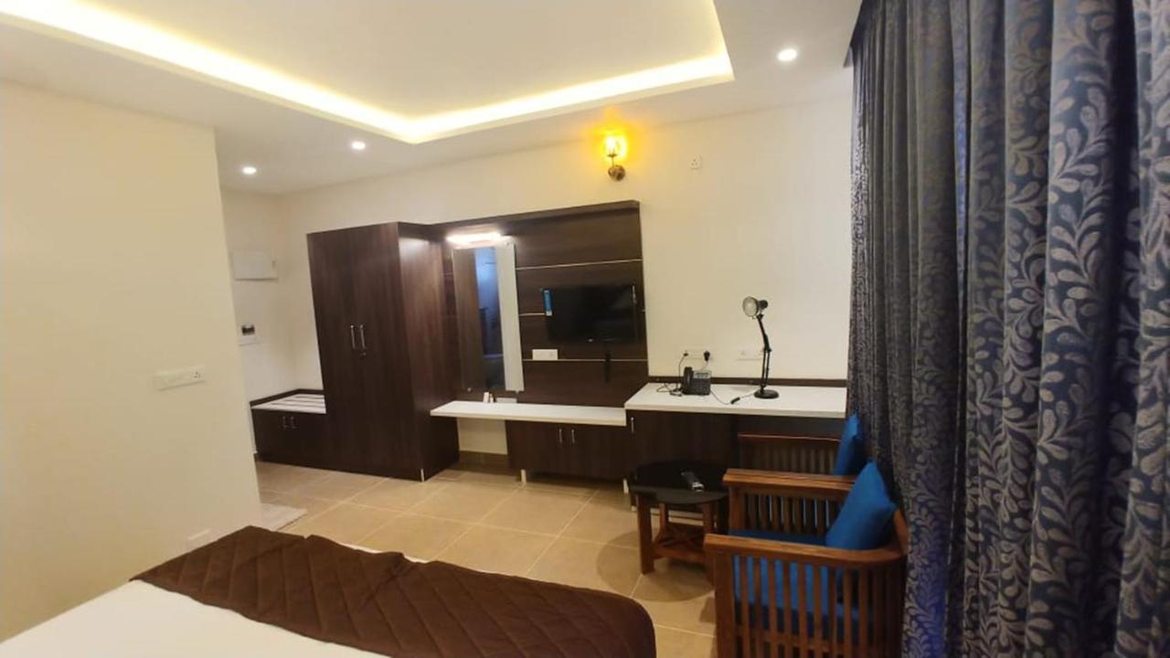Mirth Hotels And Resorts Kanthalloor Экстерьер фото